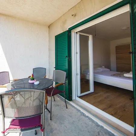 Apartment Cicibela *
