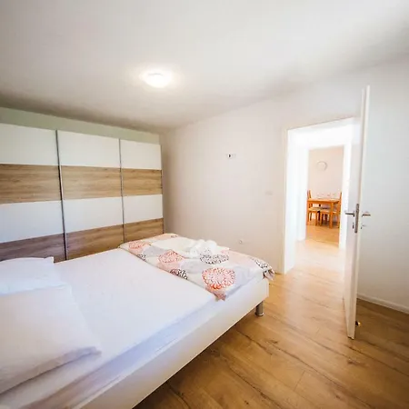 Apartment Split Sea Bliss