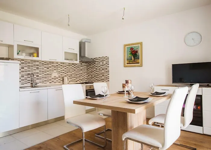 Apartment Split Sea Bliss